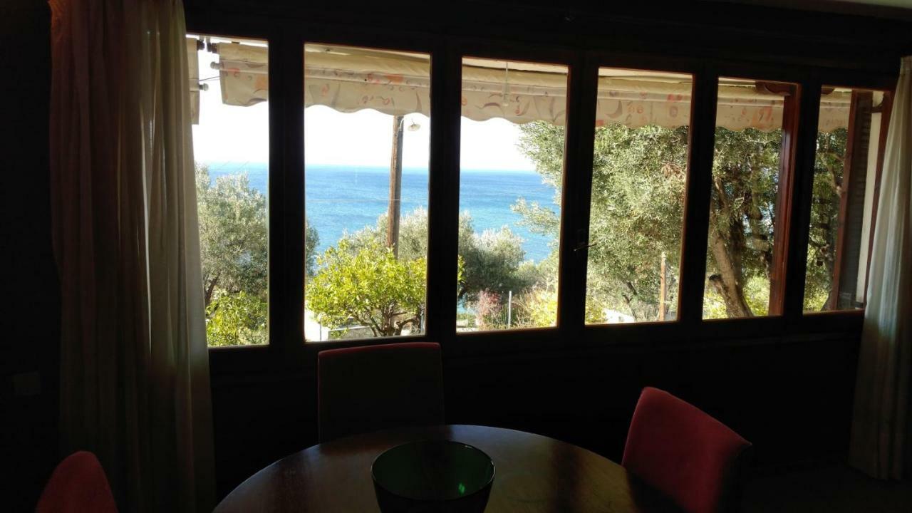 Gerakina Beach Cottage プサコウディア エクステリア 写真